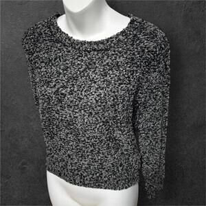 Divided H&M grey and black fuzzy knit cropped sweater, size small